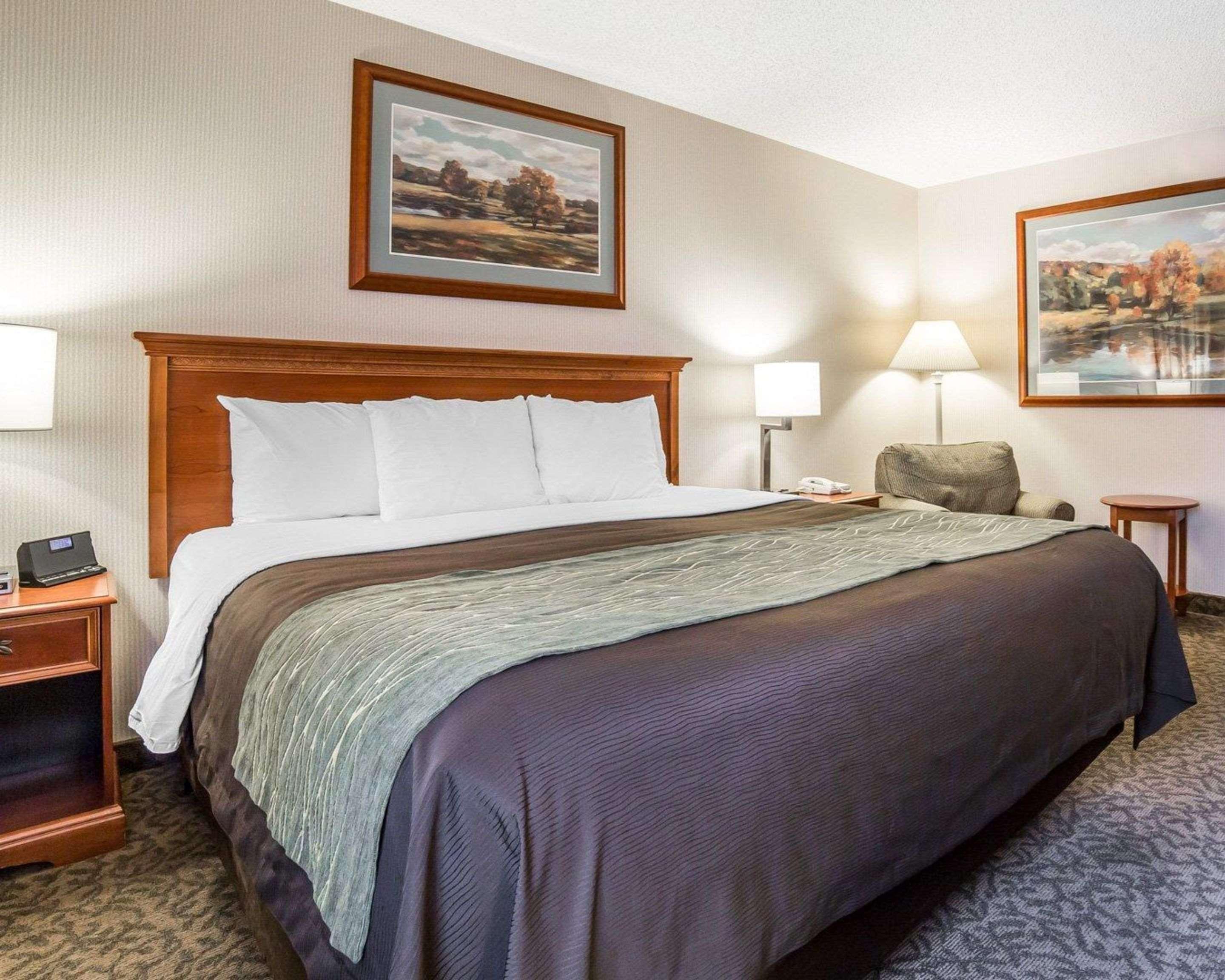 Comfort Inn At Buffalo Bill Village Resort Коуди Екстериор снимка