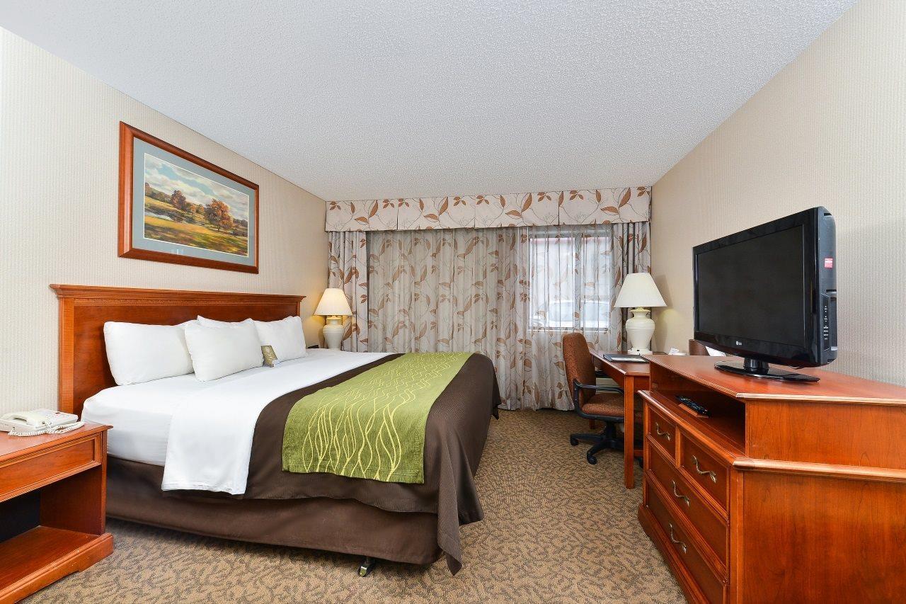 Comfort Inn At Buffalo Bill Village Resort Коуди Екстериор снимка