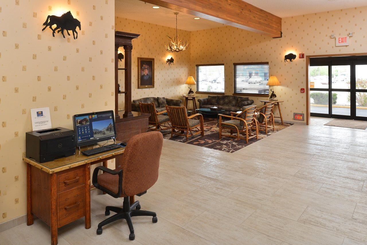 Comfort Inn At Buffalo Bill Village Resort Коуди Екстериор снимка